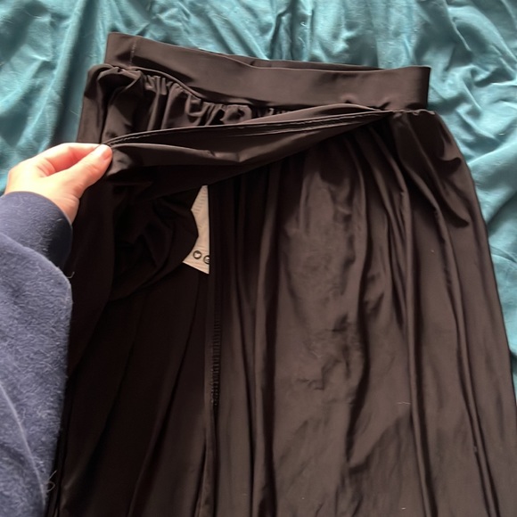 BOOHOO Maxi Skirt - Picture 4 of 5